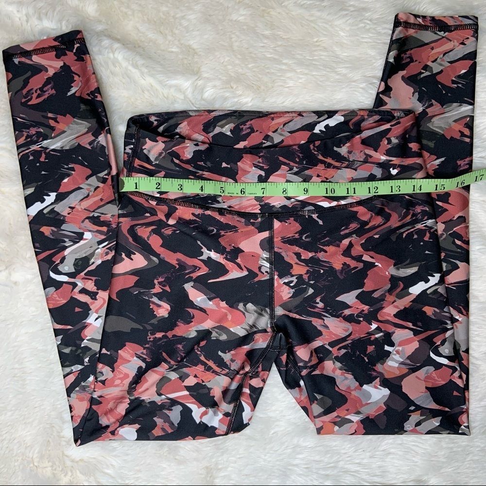 Sz Small Pink Black Fabletics Leggings